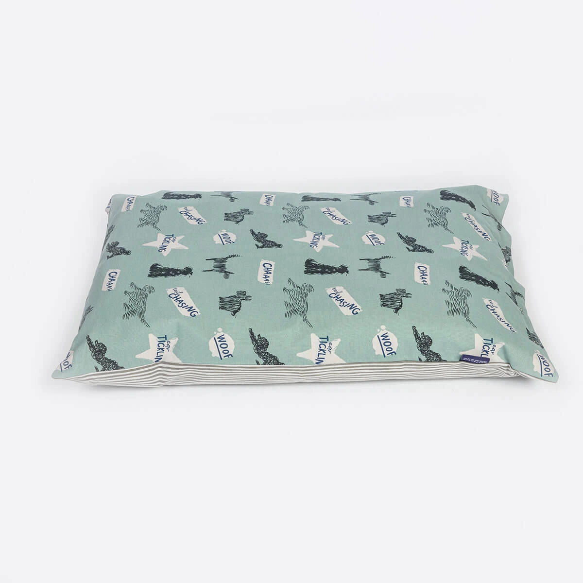 Battersea Playful Dogs Deep Duvet Dog Bed