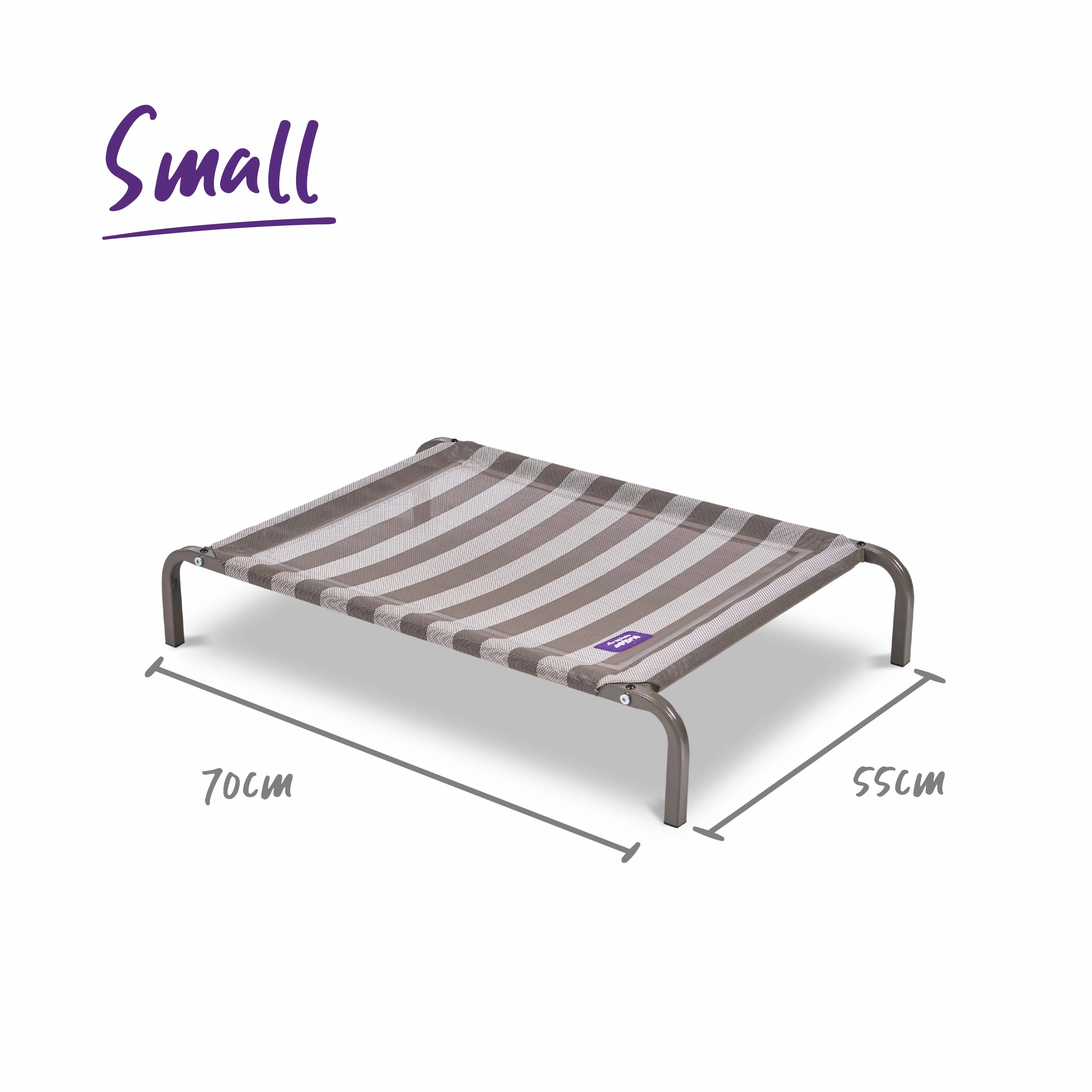 Everyday Outdoor Dog Bed - Grey & White
